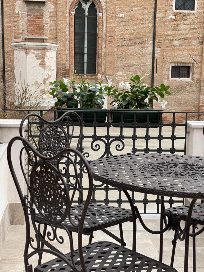 Mh 3202 Venice